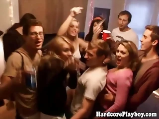 Young Party College Babes Love Group Fucking